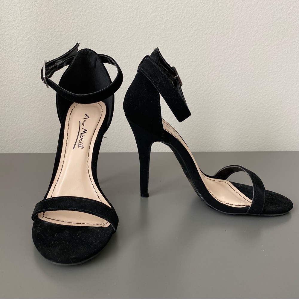 ✖️SOLD✖️ ANNE MICHELLE Enzo Black Nubuck Ankle Strap Heels - Picture 3 of 10
